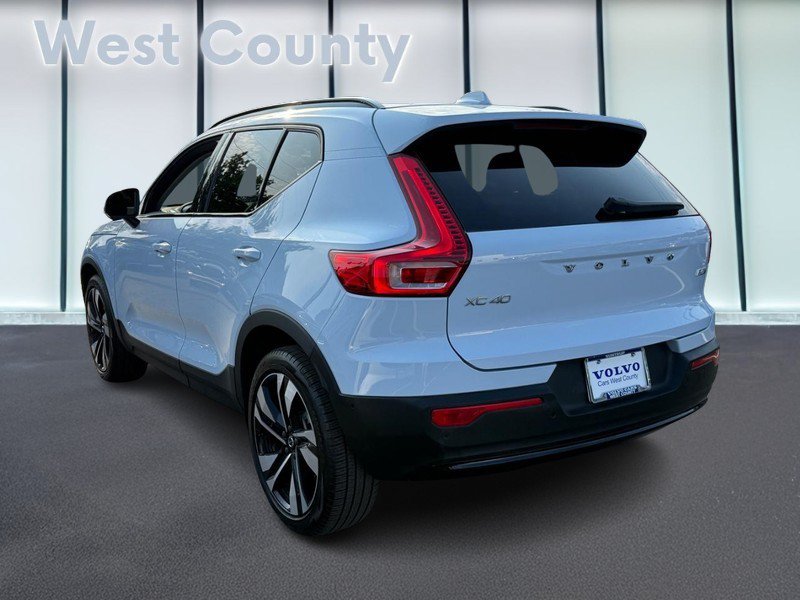 Used 2026 Volvo XC40 B5 Plus AWD/4WD image 7