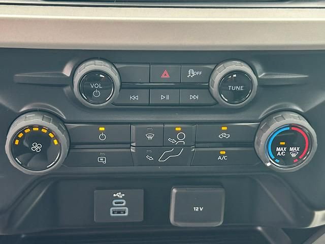 New 2026 Ford F350 XL w/ XL Chrome Package image 30