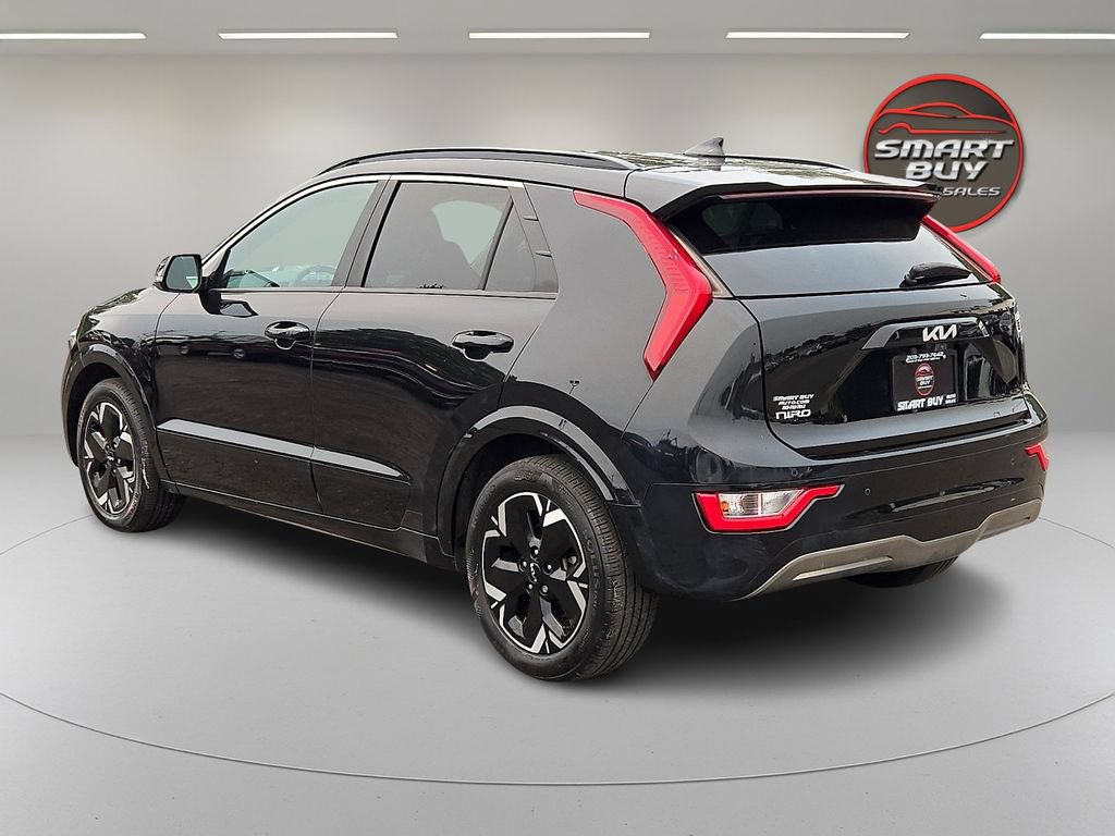 Used 2024 Kia Niro Wind w/ Wind Preserve Package FWD image 7