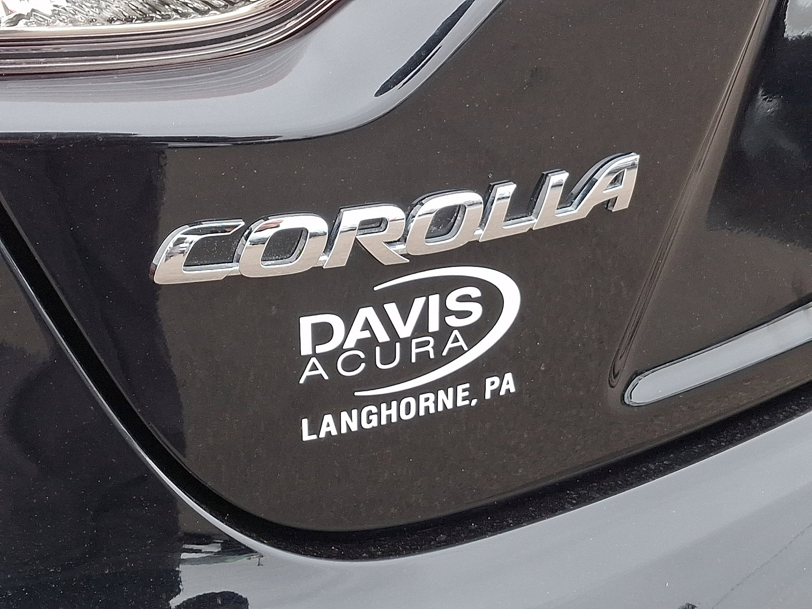 Used 2025 Toyota Corolla LE image 29