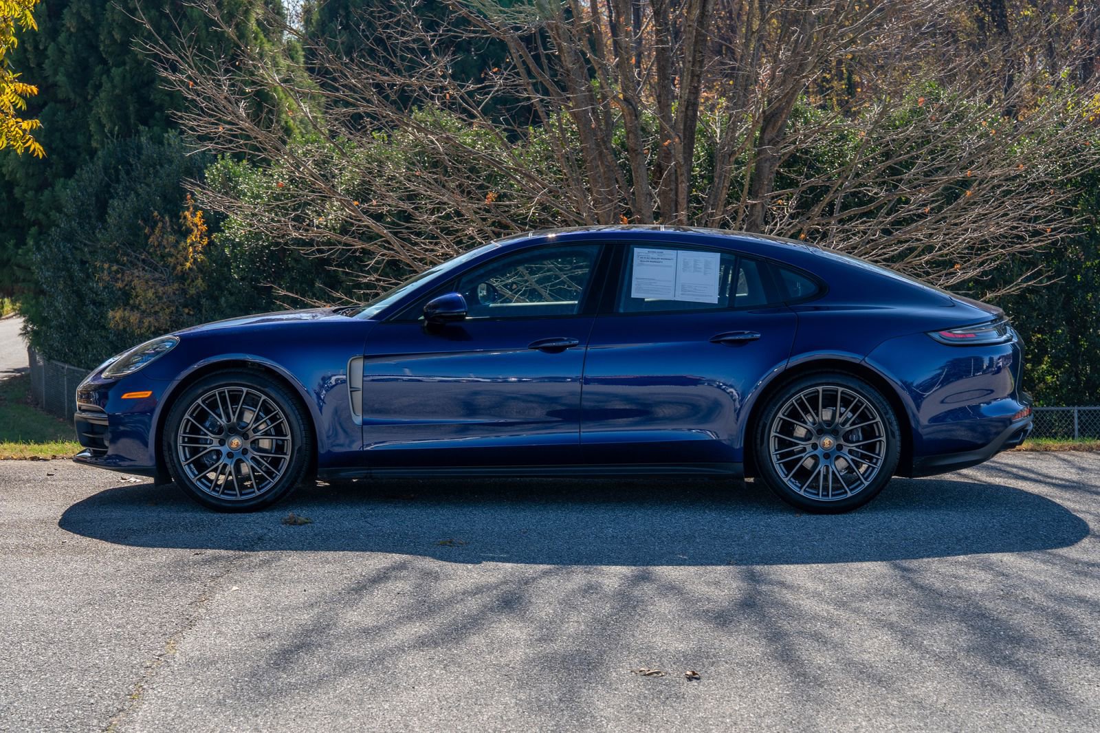 Certified 2023 Porsche Panamera Platinum Edition image 2