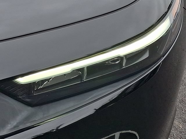 Used 2023 Honda Accord EX image 9