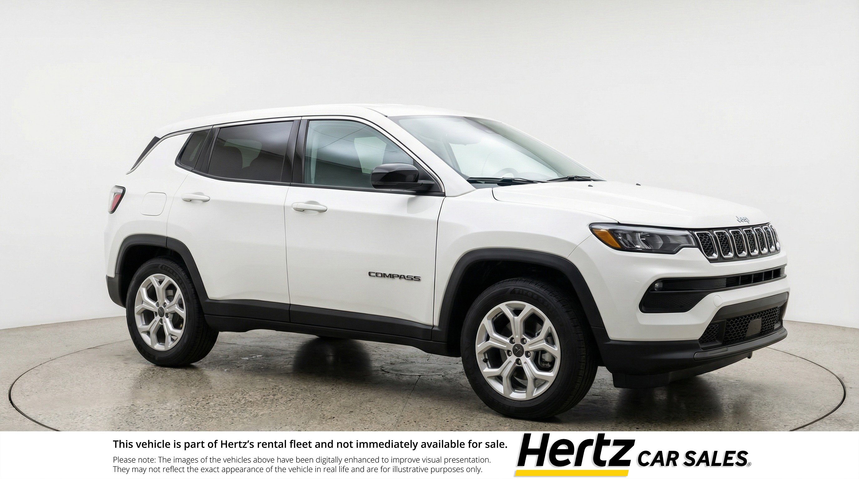 Used 2025 Jeep Compass Latitude AWD/4WD image 1