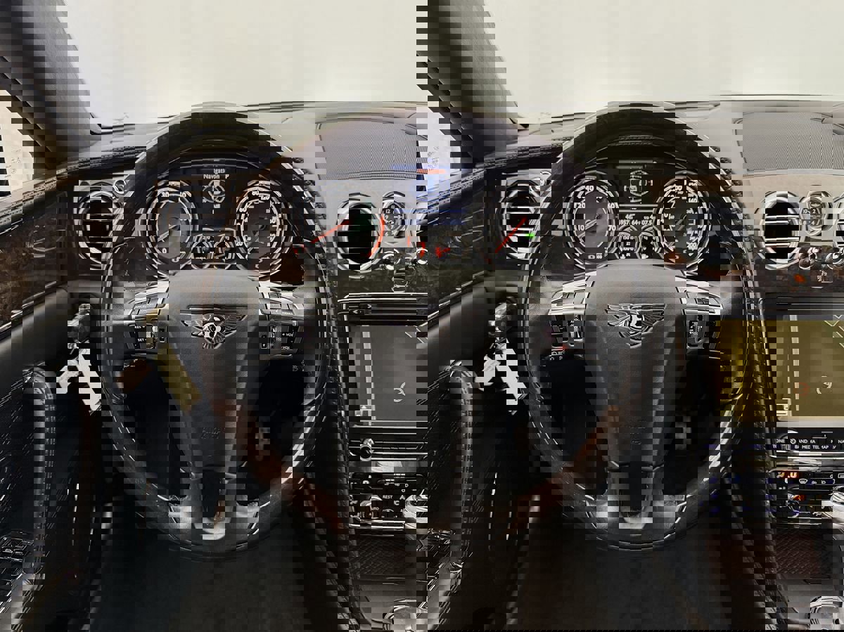 Used 2015 Bentley Flying Spur V8 image 10