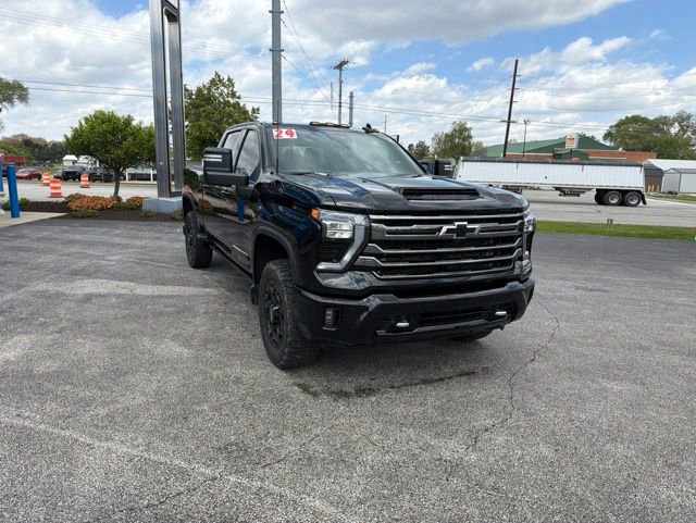Used 2024 Chevrolet Silverado 2500 High Country w/ Midnight Edition AWD/4WD image 25