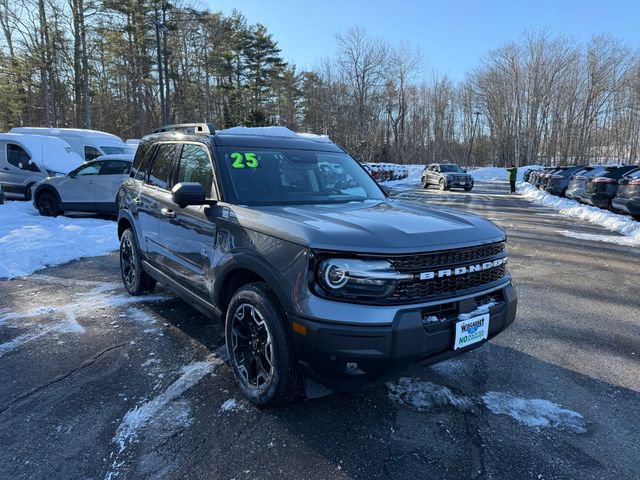 Used 2025 Ford Bronco Sport Outer Banks w/ Outer Banks Tech Package+ AWD/4WD image 21