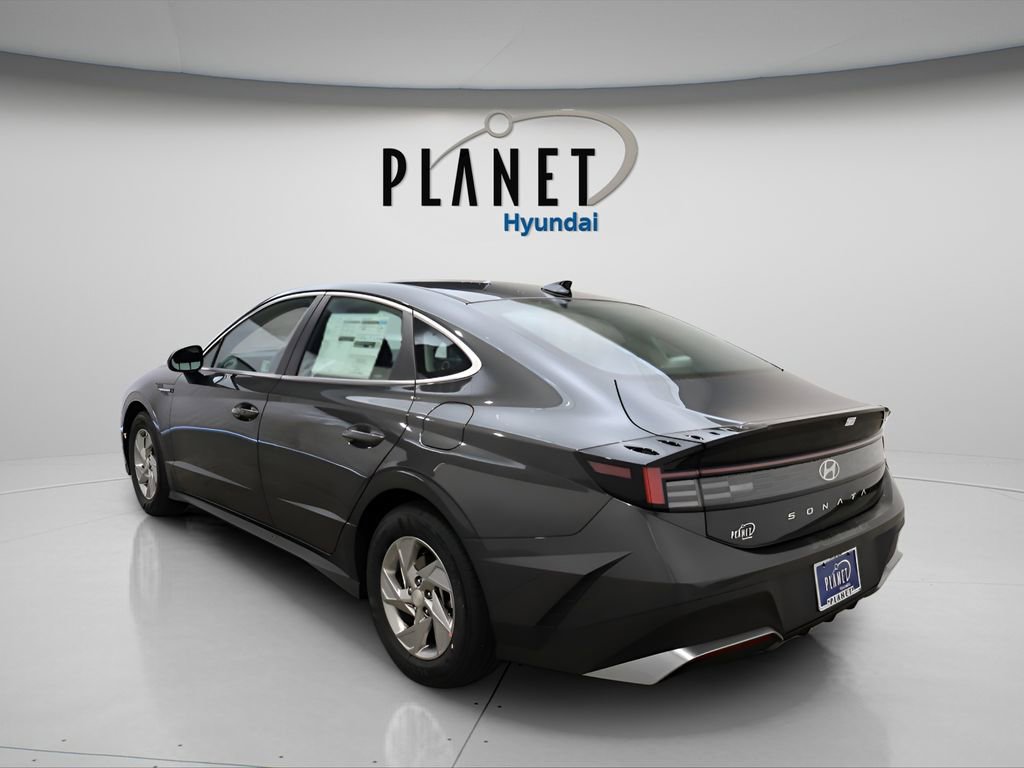 Certified 2025 Hyundai Sonata SE image 6