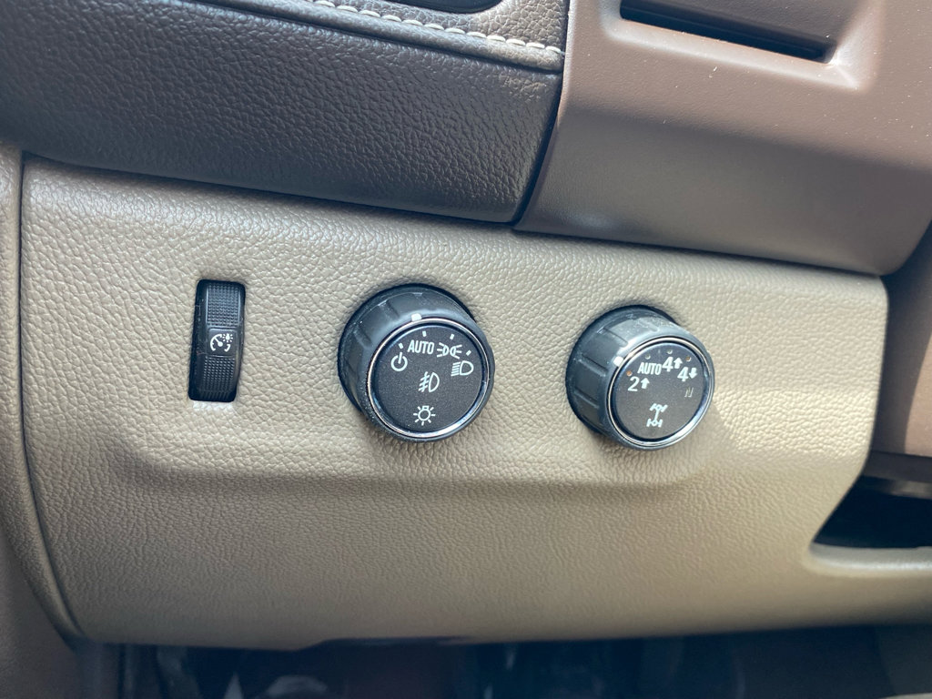 Used 2020 GMC Canyon SLT w/ Driver Alert Package image 24
