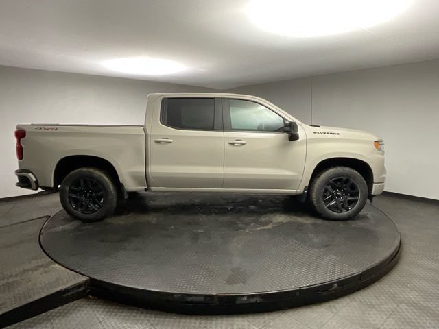 New 2026 Chevrolet Silverado 1500 RST w/ LPO, Dark Essentials Package AWD/4WD image 8