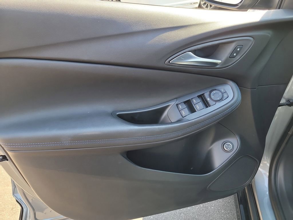 Used 2025 Buick Encore GX Sport Touring w/ Comfort Package image 14