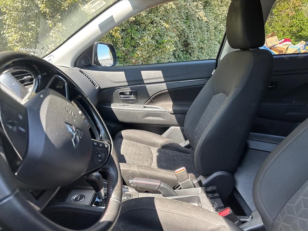 Used 2024 Mitsubishi Outlander Sport LE image 17