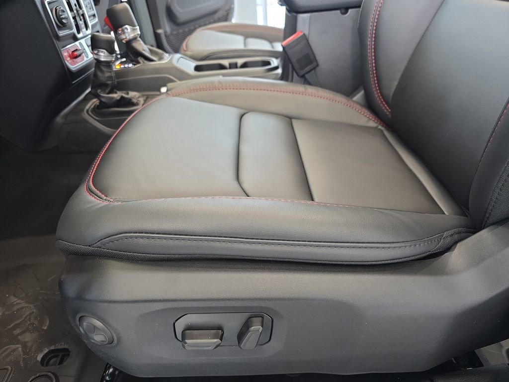 New 2026 Jeep Wrangler Unlimited Rubicon 392 image 28