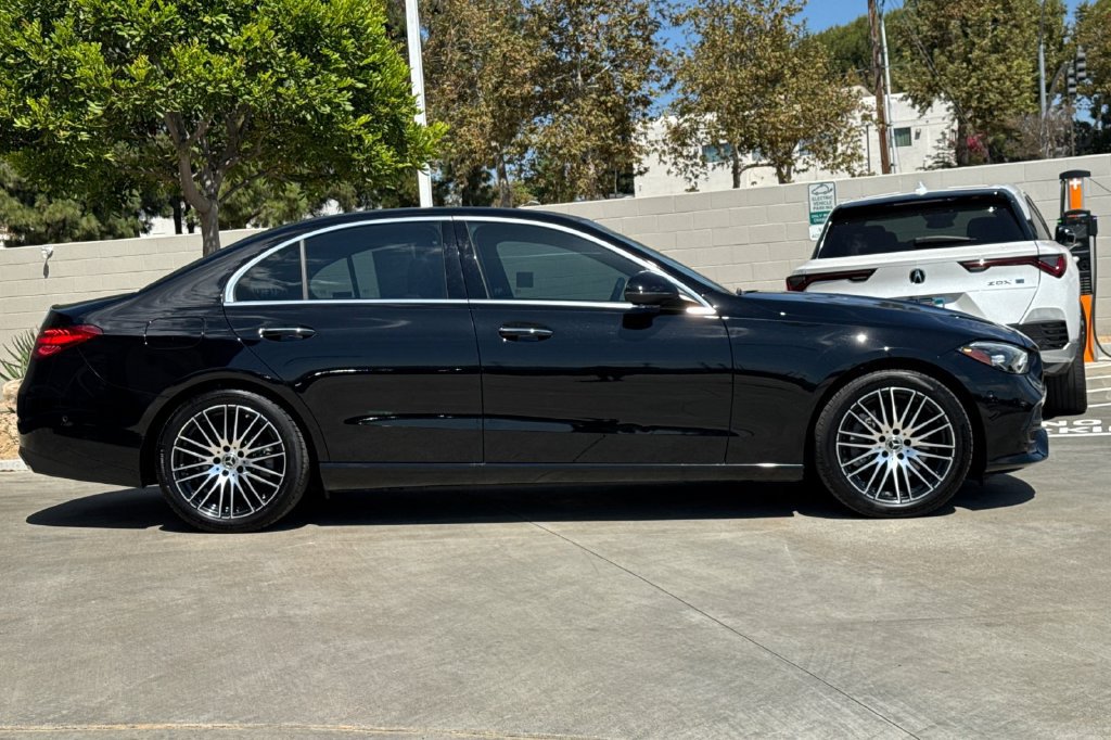 Used 2024 Mercedes-Benz C 300 Sedan image 8