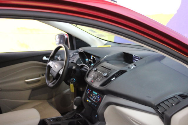 Used 2017 Ford Escape SE AWD/4WD image 12