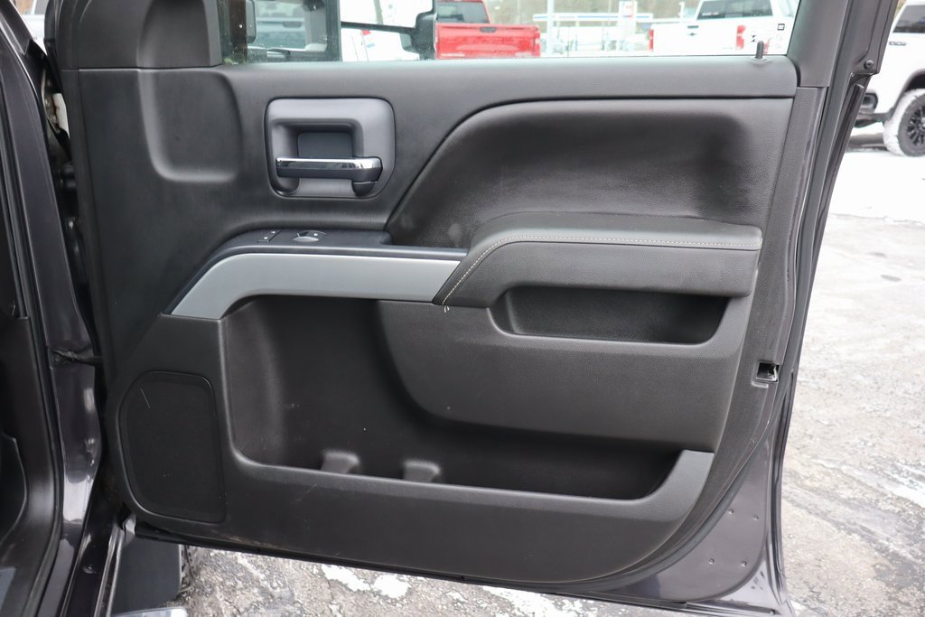 Used 2015 Chevrolet Silverado 2500 LT w/ LT Convenience Package image 19