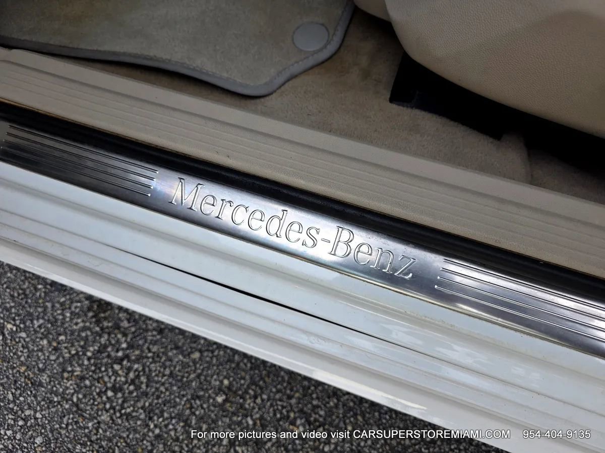 Used 2015 Mercedes-Benz E 350 Sedan image 30