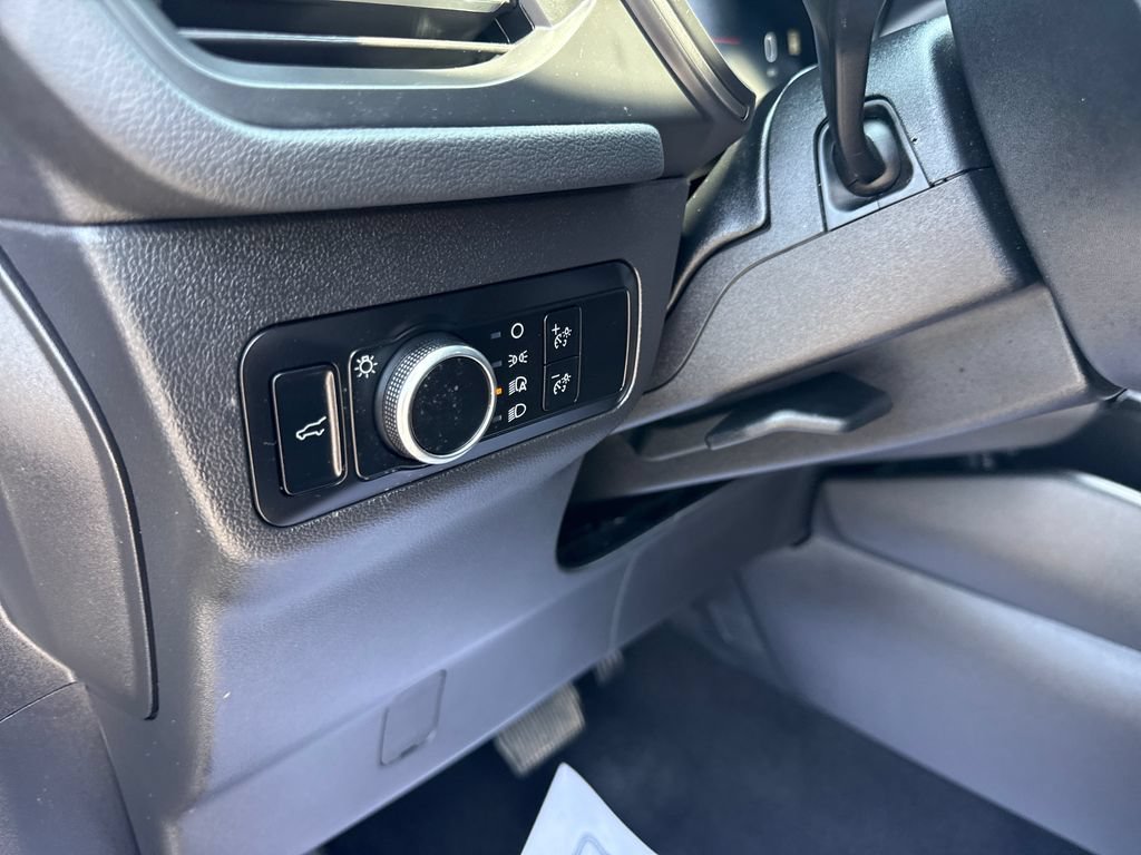 Used 2025 Ford Escape Active w/ Active Premium Tech Pack AWD/4WD image 28