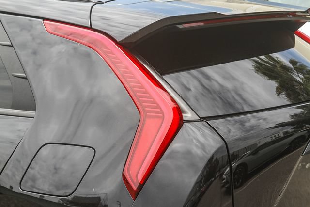 Used 2023 Kia Niro SX Touring FWD image 11