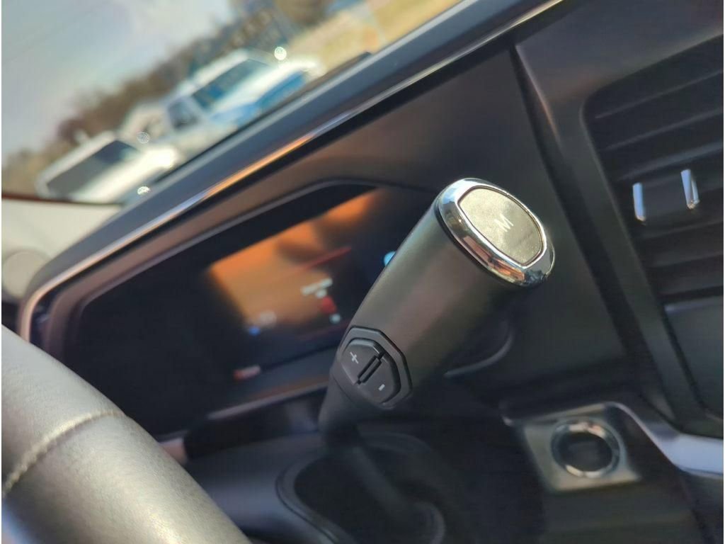 Used 2025 Ford F450 Lariat w/ Chrome Package image 22