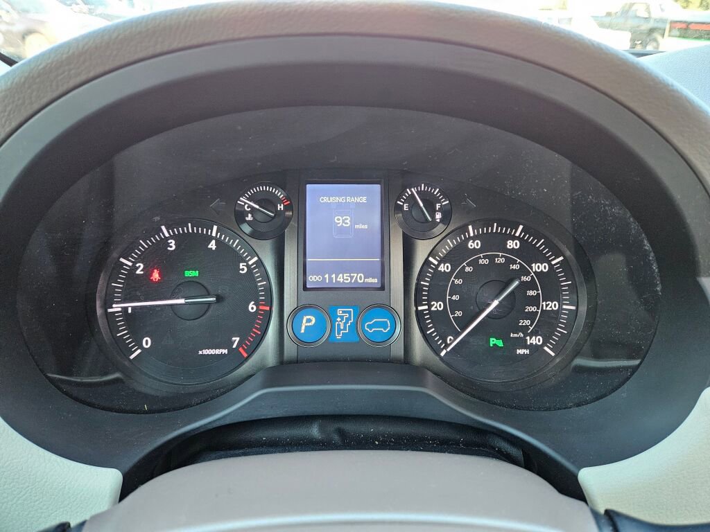 Used 2014 Lexus GX 460 w/ Premium Package image 19