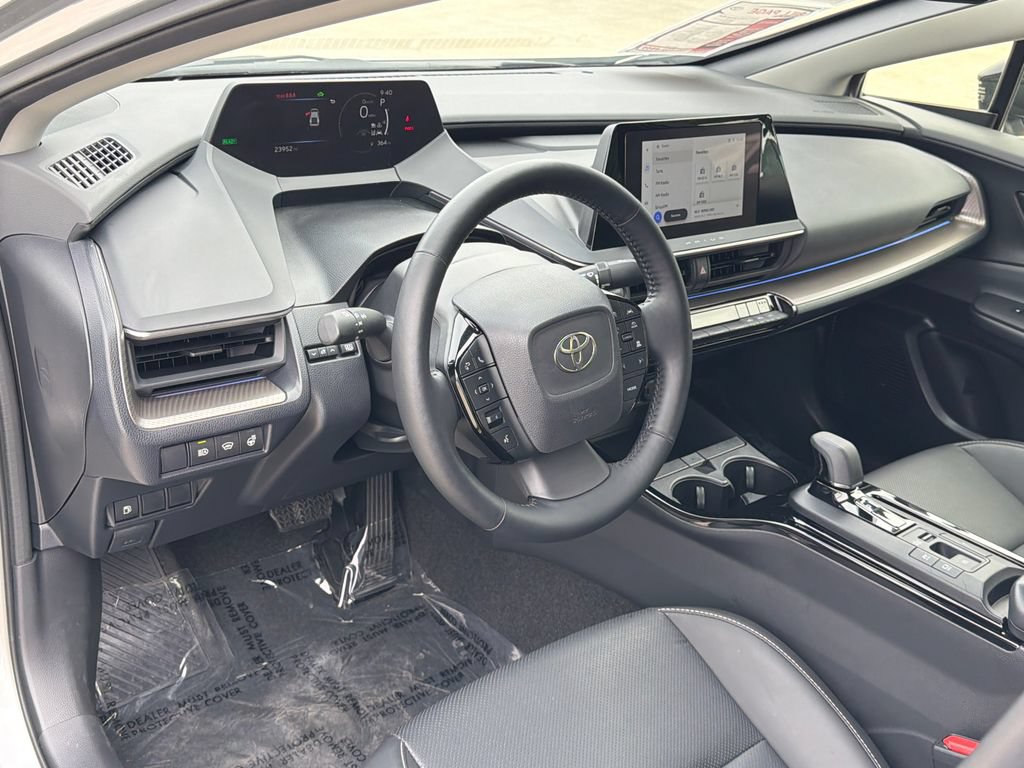 Used 2024 Toyota Prius XLE AWD/4WD image 19