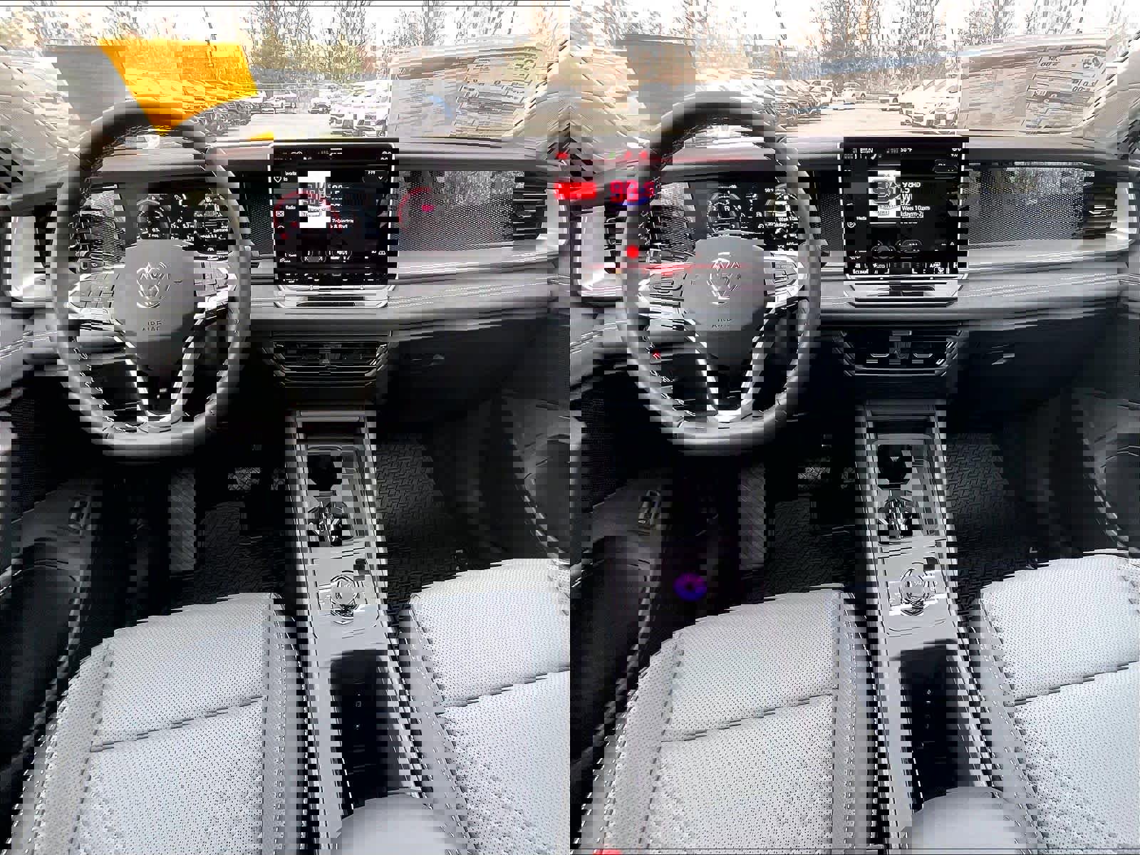 New 2026 Volkswagen Tiguan SE image 12