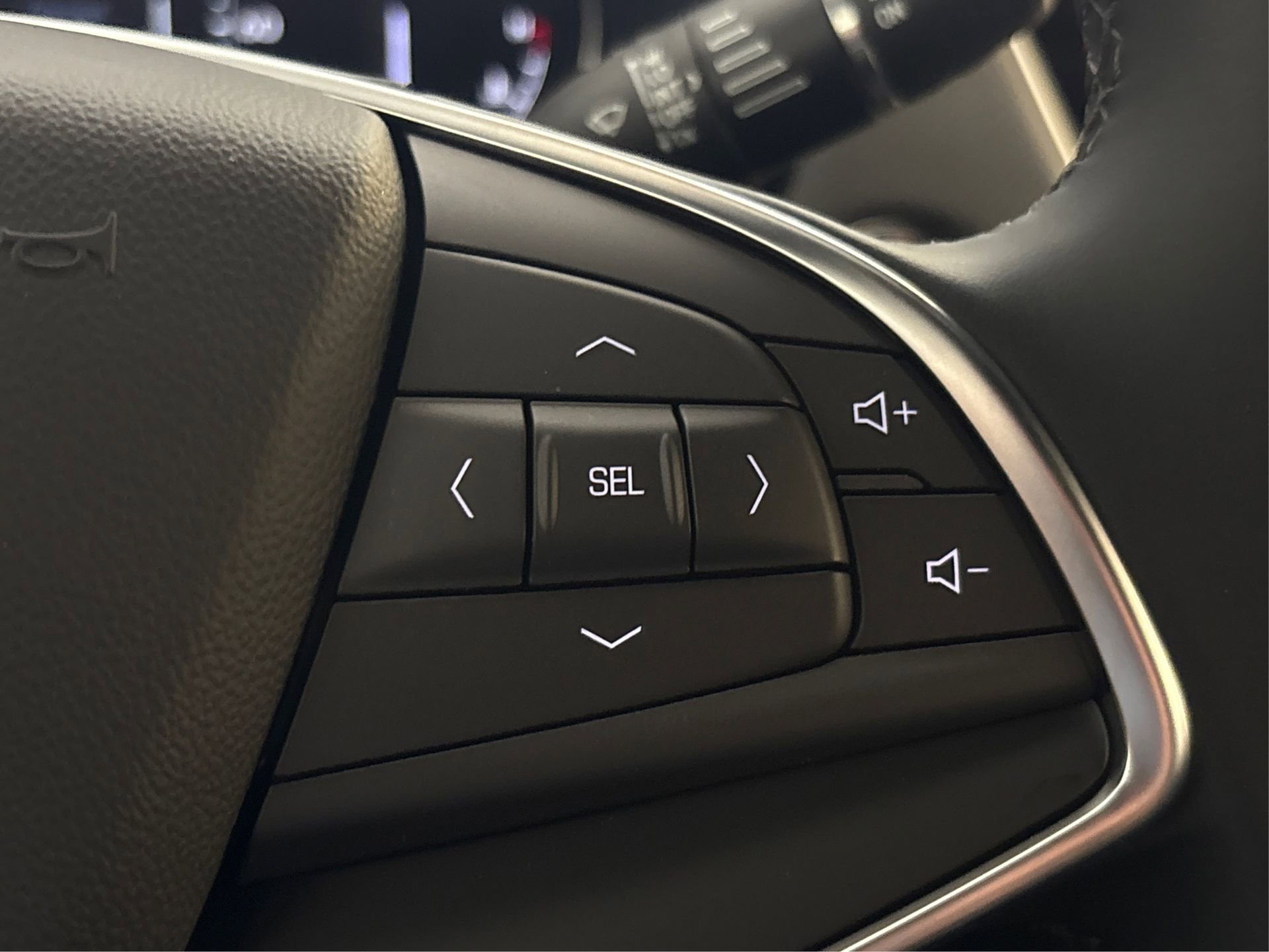 New 2025 Cadillac XT5 Luxury image 29