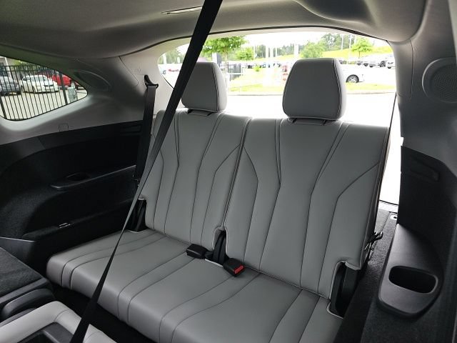 Used 2025 Acura MDX w/ Technology Package FWD image 22