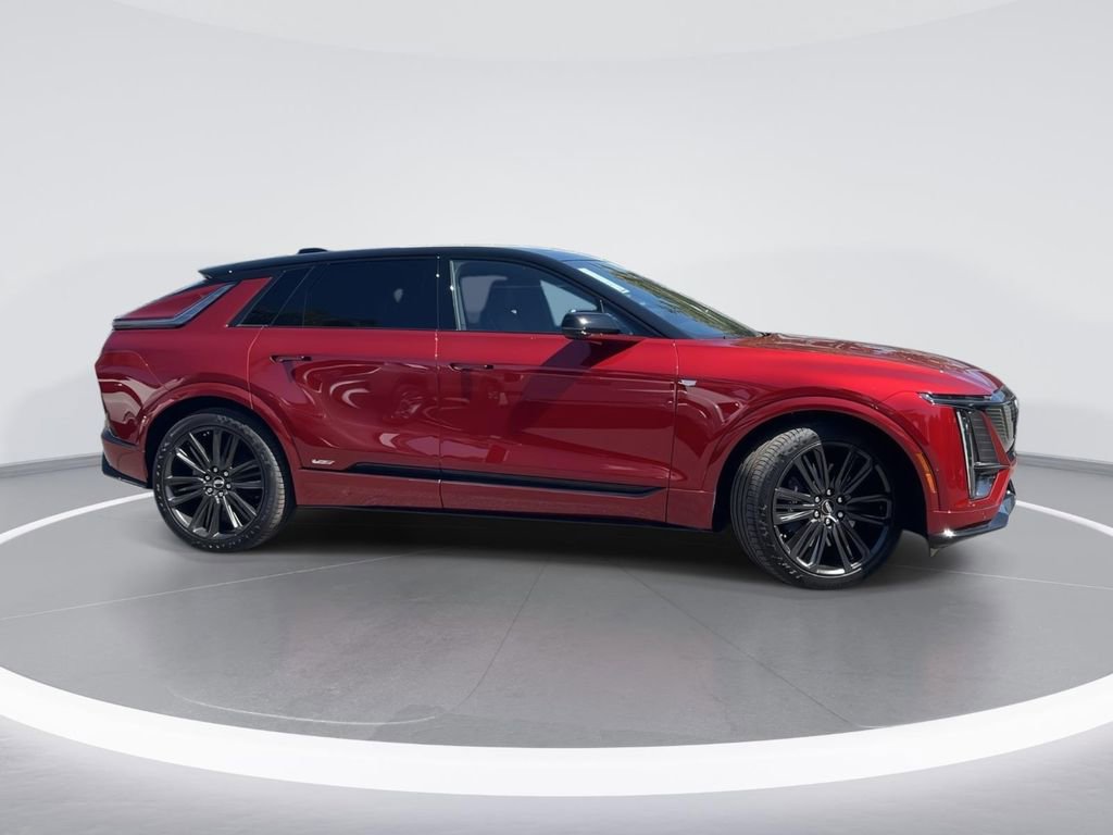 New 2026 Cadillac Lyriq V image 2