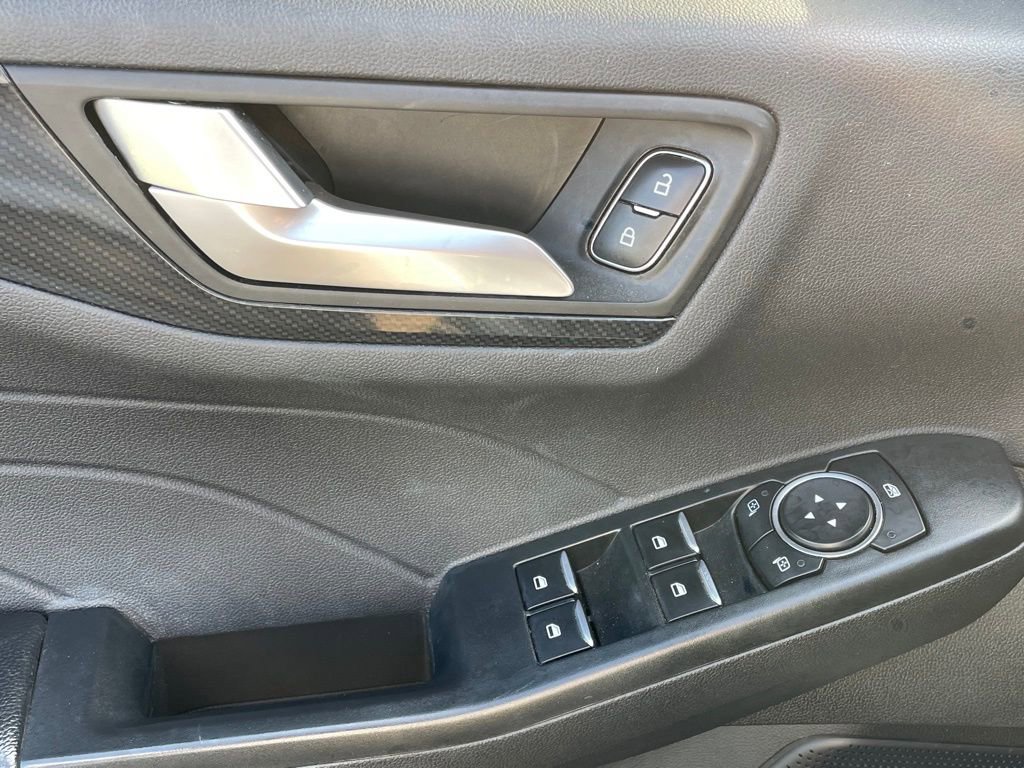 Used 2023 Ford Escape ST-Line w/ Tech Pack #1 image 11