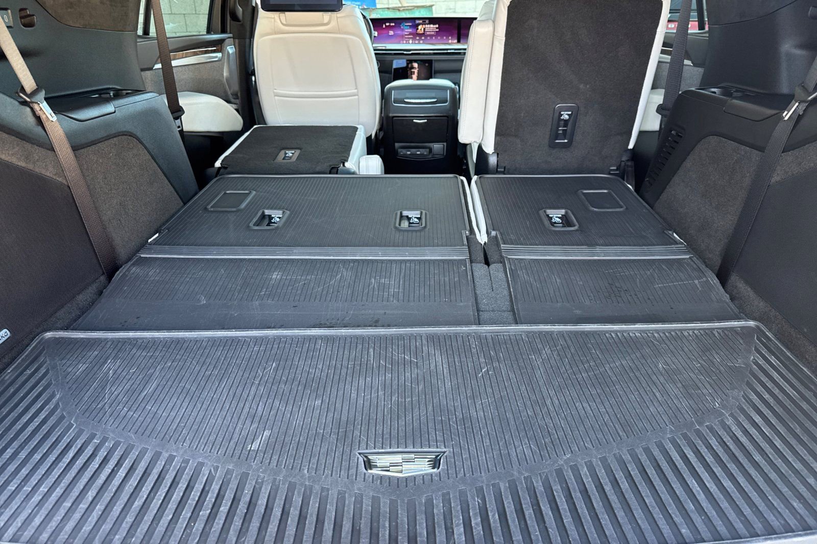 Certified 2025 Cadillac Escalade Sport Platinum AWD/4WD image 20