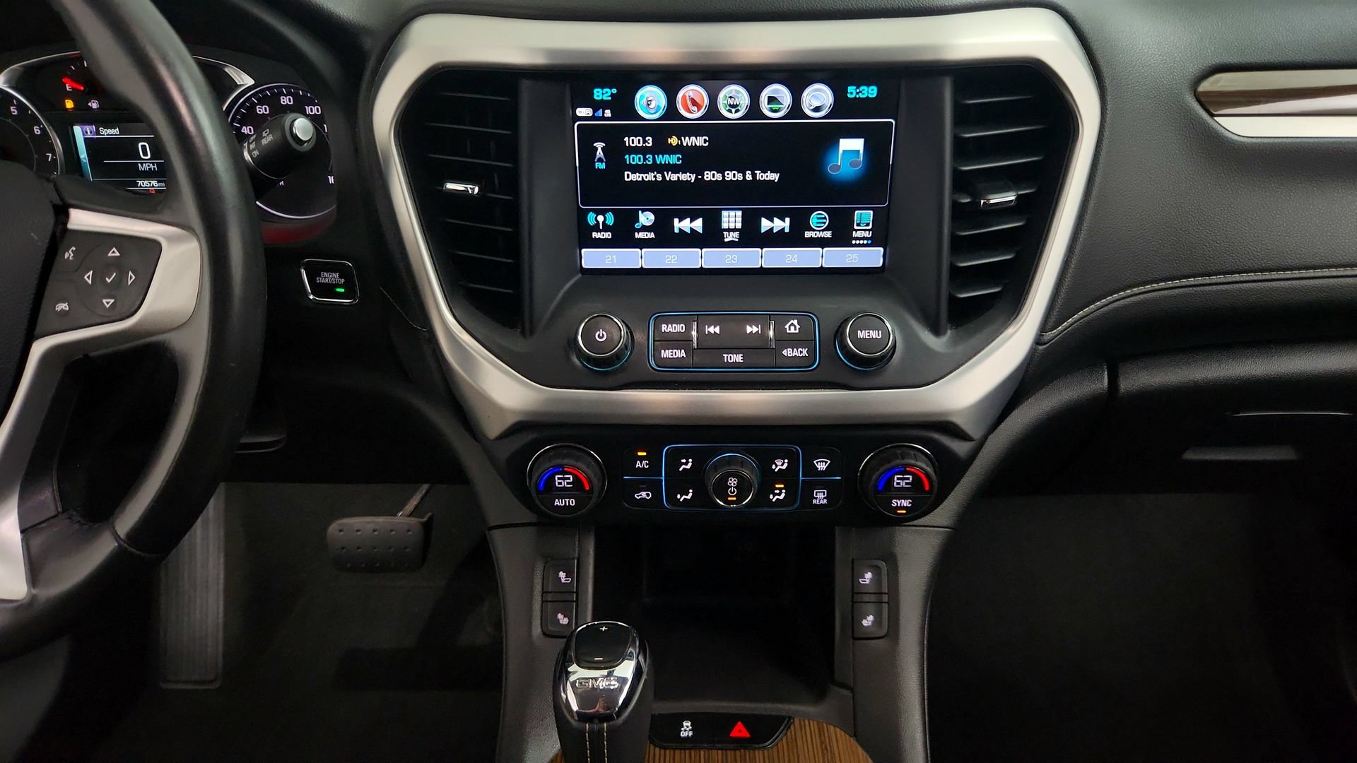 Used 2018 GMC Acadia SLE AWD/4WD image 21
