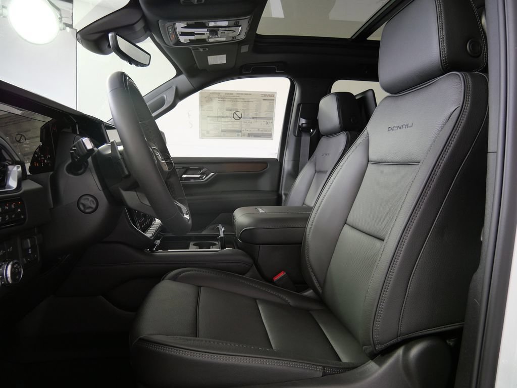 New 2026 GMC Yukon XL Denali w/ Denali Reserve Package AWD/4WD image 10