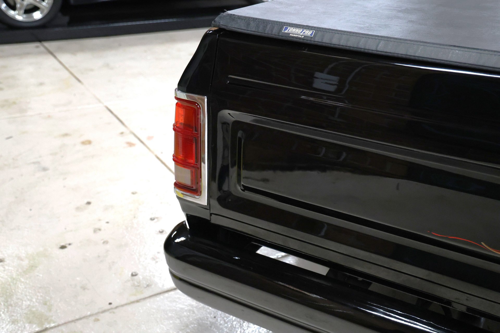 Used 1992 Dodge D/W Truck 150 image 40