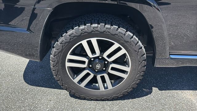 Used 2017 Toyota 4Runner Limited AWD/4WD image 8