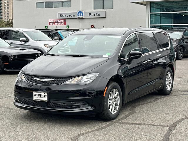 New 2026 Chrysler Voyager LX image 5