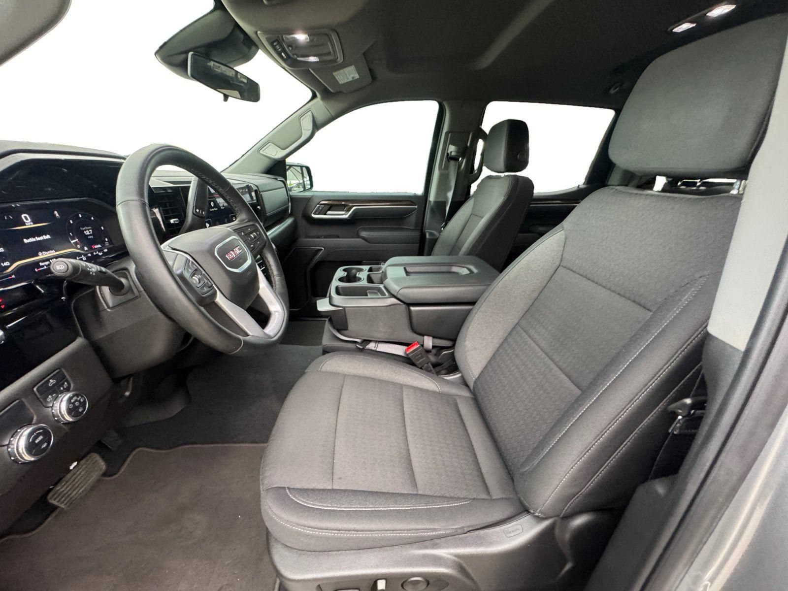Certified 2025 GMC Sierra 1500 Elevation RWD image 10