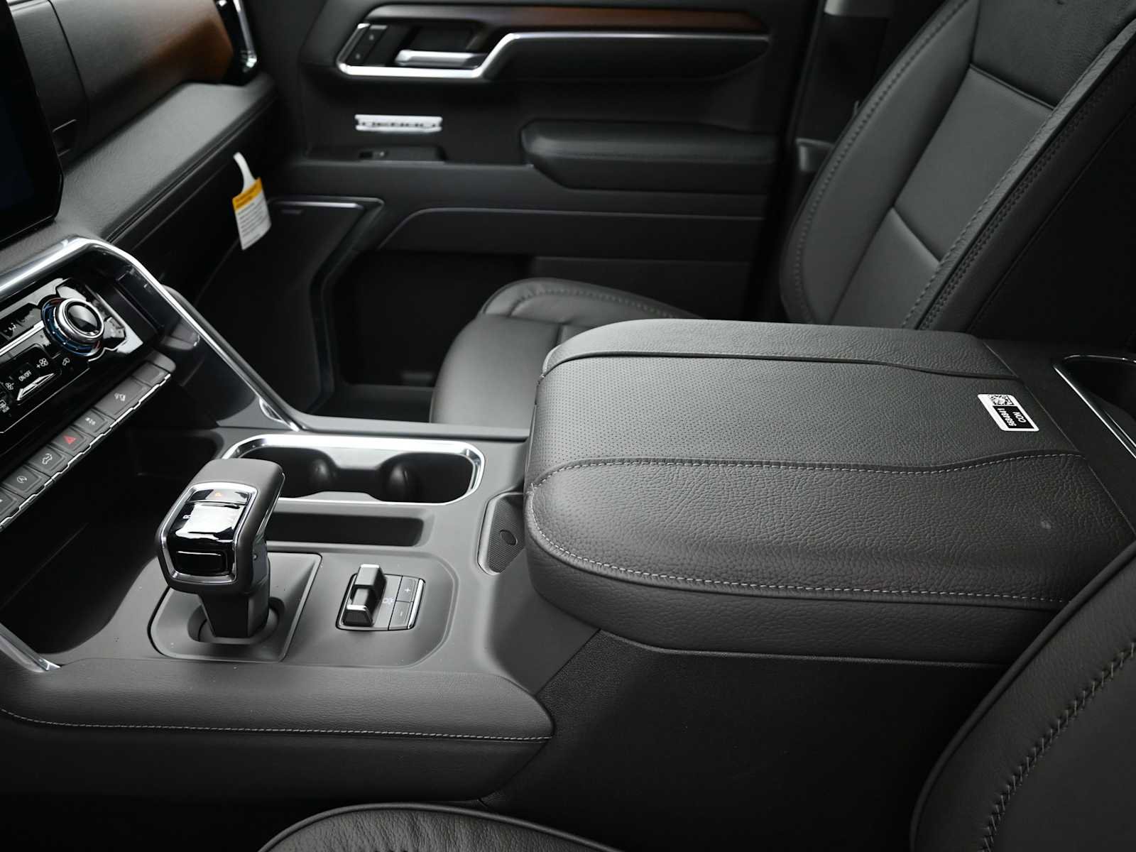 New 2026 GMC Sierra 1500 Denali w/ Technology Package image 17