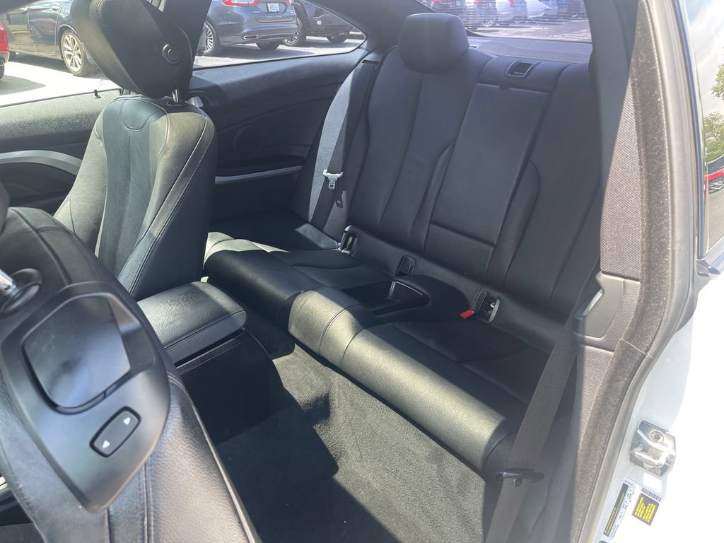 Used 2017 BMW 430i xDrive Coupe w/ M Sport Package AWD/4WD image 17