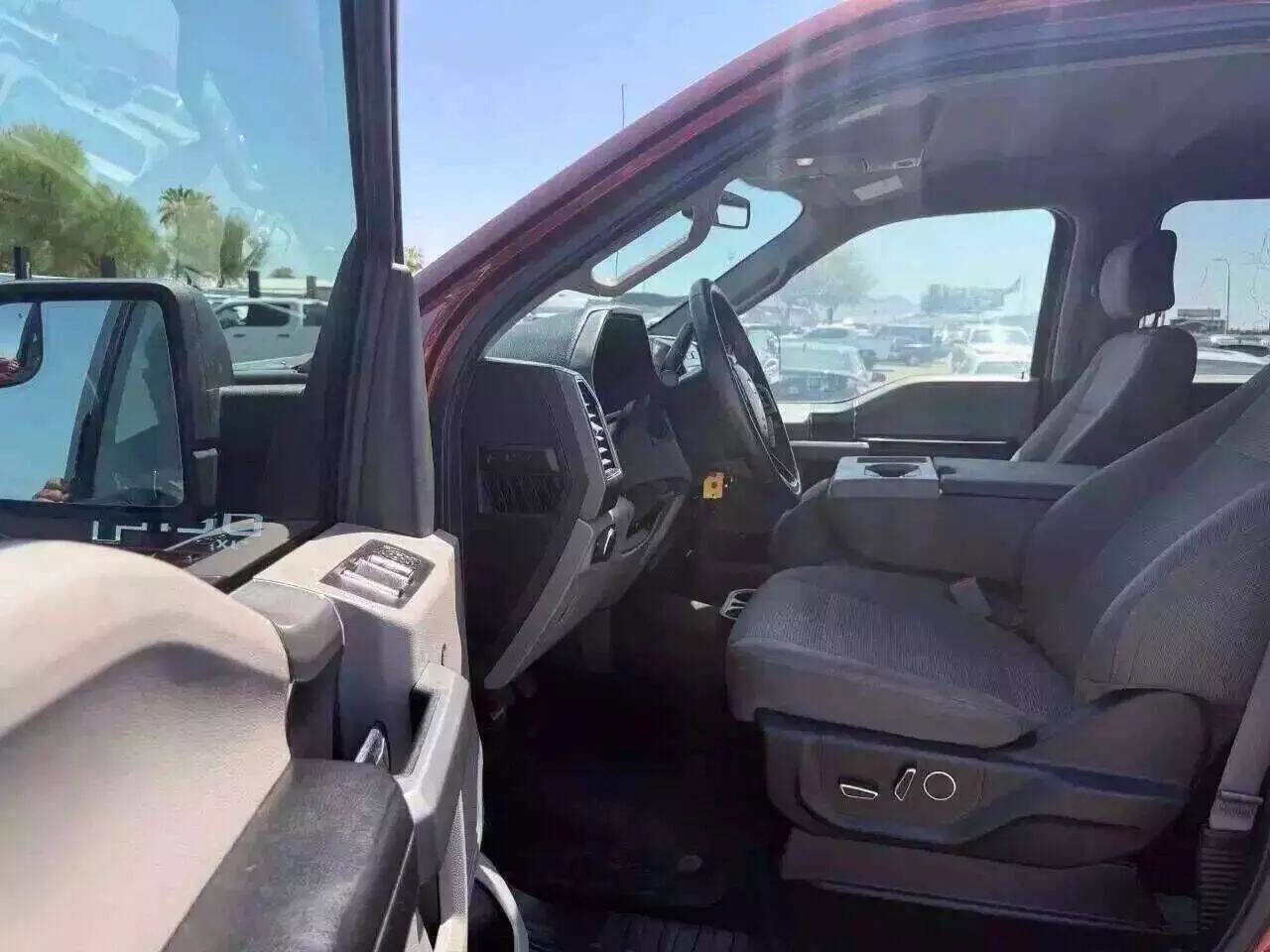 Used 2017 Ford F150 XLT w/ Equipment Group 302A Luxury image 17