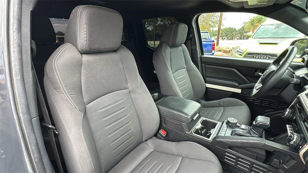 Used 2024 Toyota Tacoma TRD Off-Road image 45