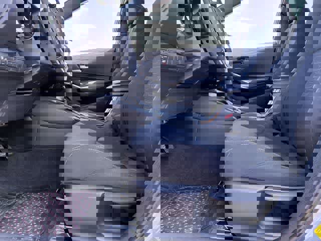 Used 2025 Toyota Corolla SE image 18