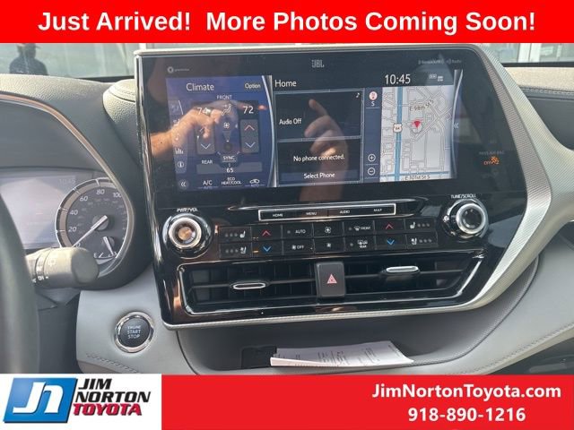 Used 2022 Toyota Highlander Platinum image 12