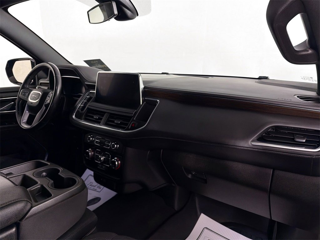 Used 2022 GMC Yukon XL SLE image 26