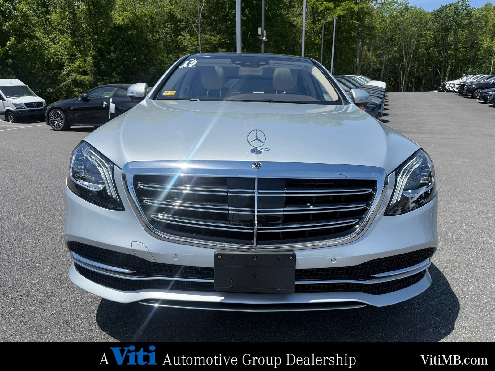 Used 2019 Mercedes-Benz S 560 Sedan image 3