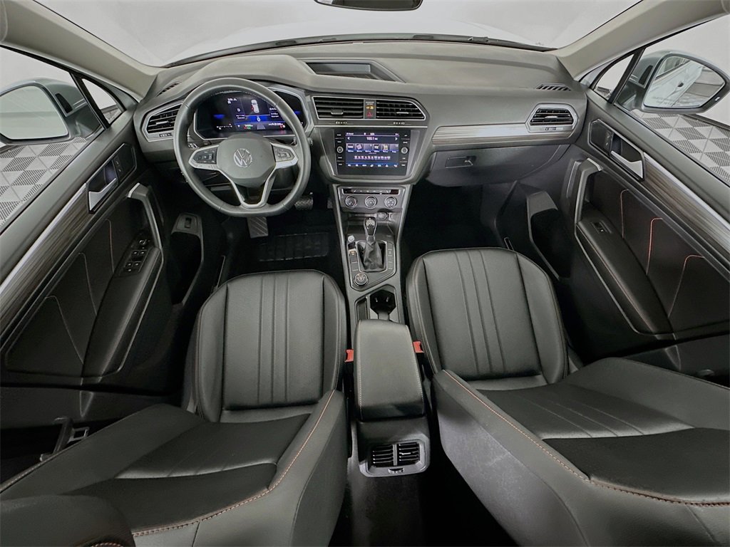 Used 2024 Volkswagen Tiguan Wolfsburg Edition image 28