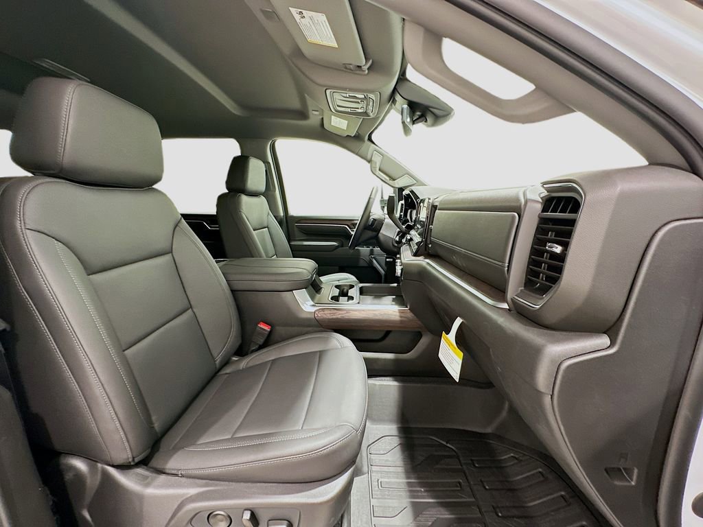 New 2026 GMC Sierra 3500 SLT w/ SLT Convenience Package image 29