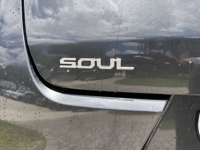 Used 2024 Kia Soul LX w/ Option Group 015 FWD image 39