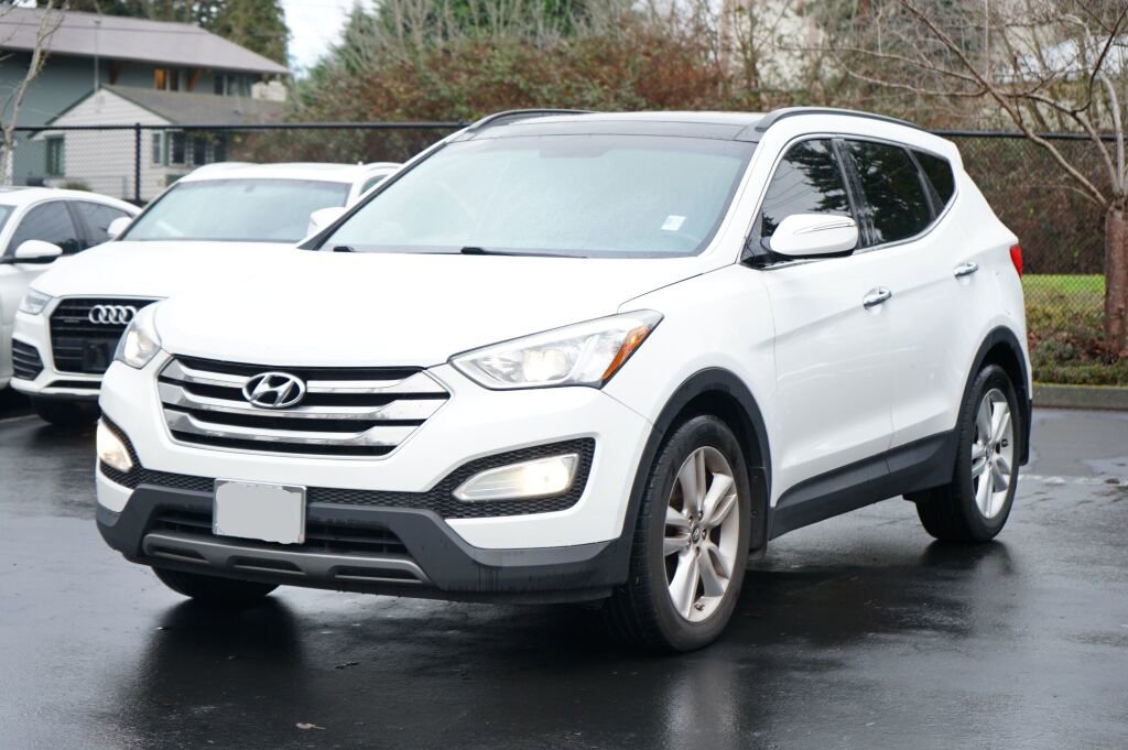 Used 2015 Hyundai Santa Fe Sport 2.0T w/ Option Group 05 AWD/4WD image 1