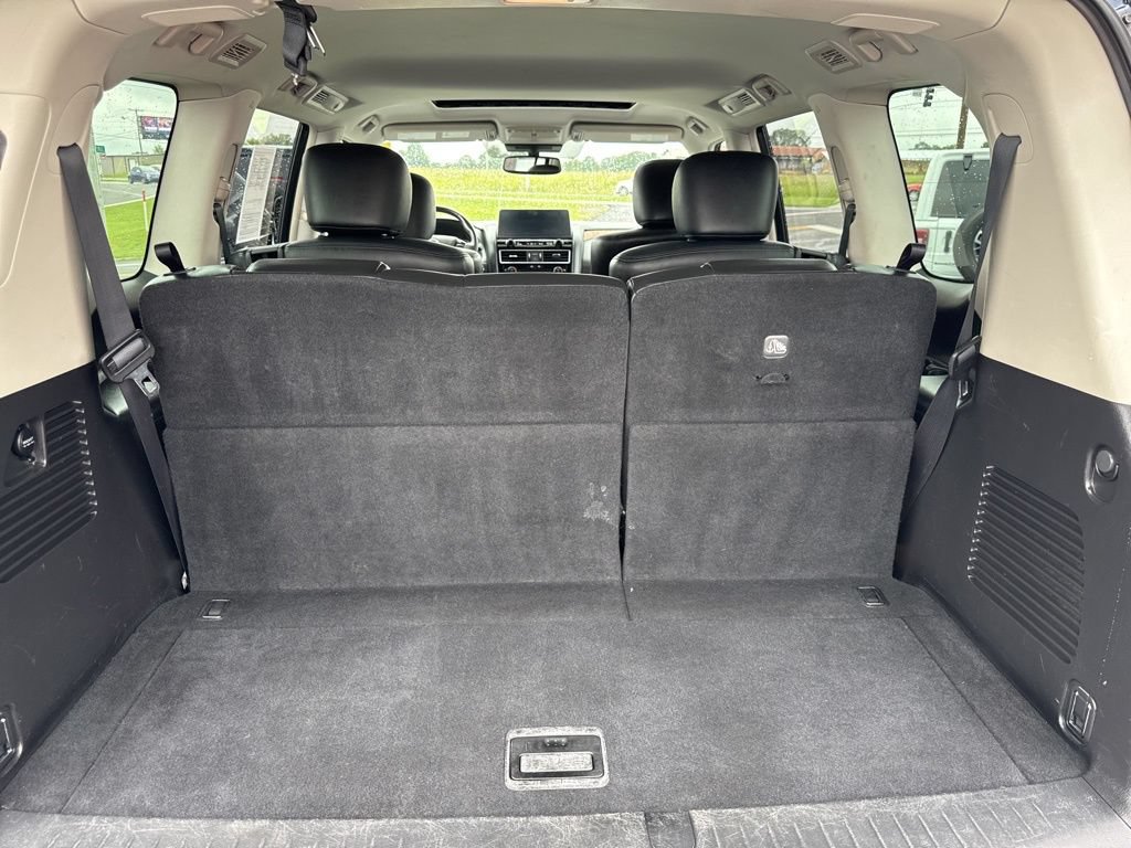 Used 2021 Nissan Armada SL w/ Captain's Chairs Package RWD image 8